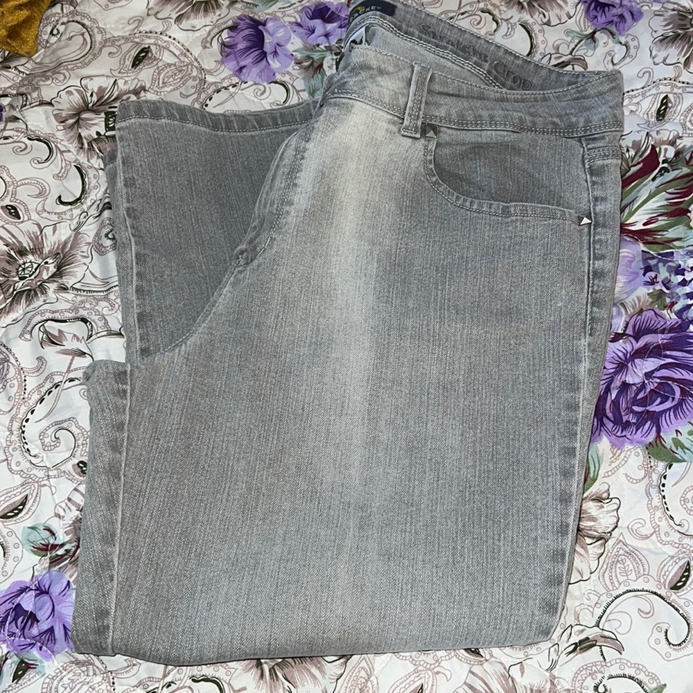 Jordache straight‎ crop Jean